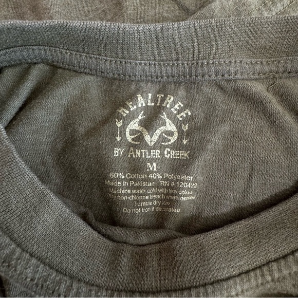 Realtree by Antler Creek Camo Antler Logo Short Sleeve  Tee - Picture 4 of 4